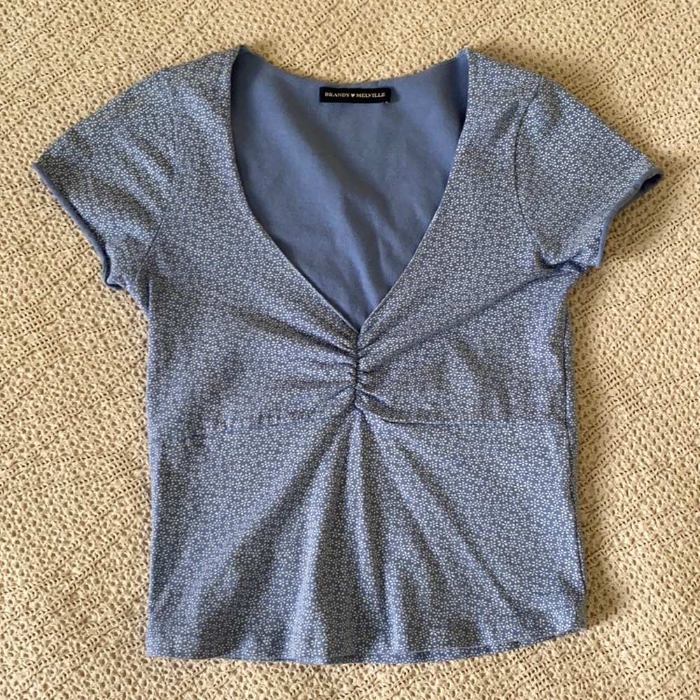 Brandy Melville fitted tee